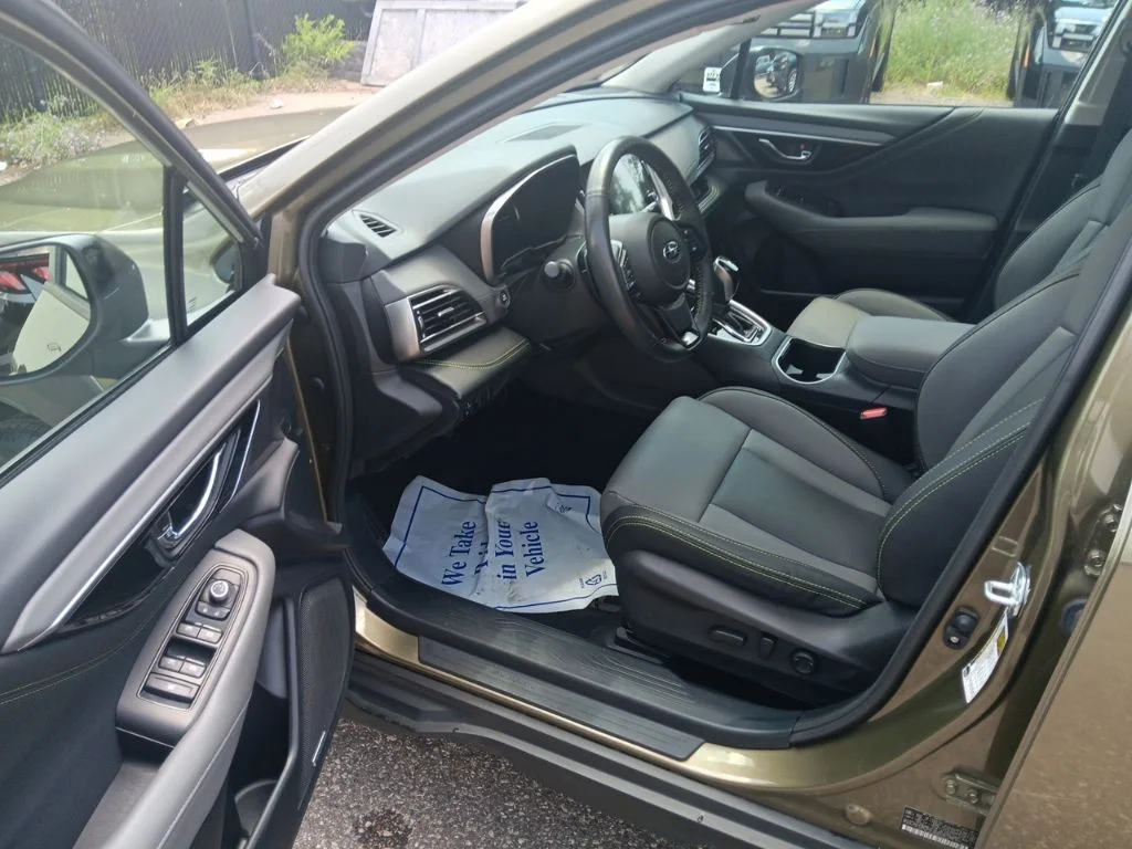 Used 2024 Autumn Green Metallic Subaru Onyx Edition image 13