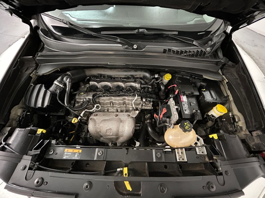 Used 2017 Black Jeep Latitude image 21