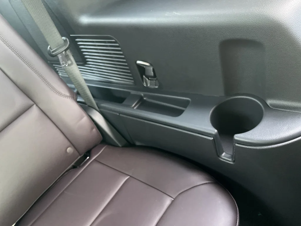 2025 Ford Explorer Platinum - Photo 15