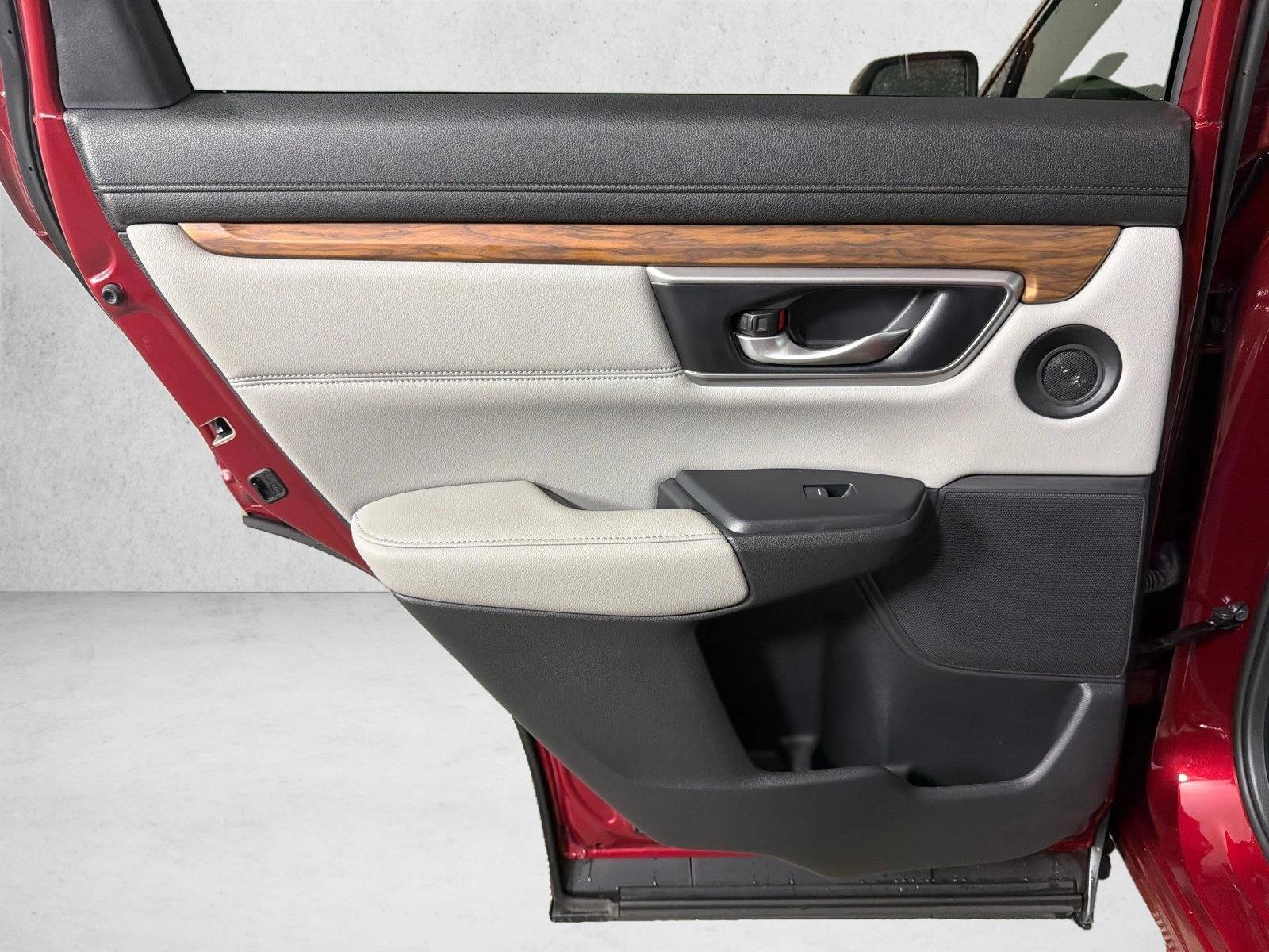 Used 2022 Radiant Red Metall Honda Touring image 24