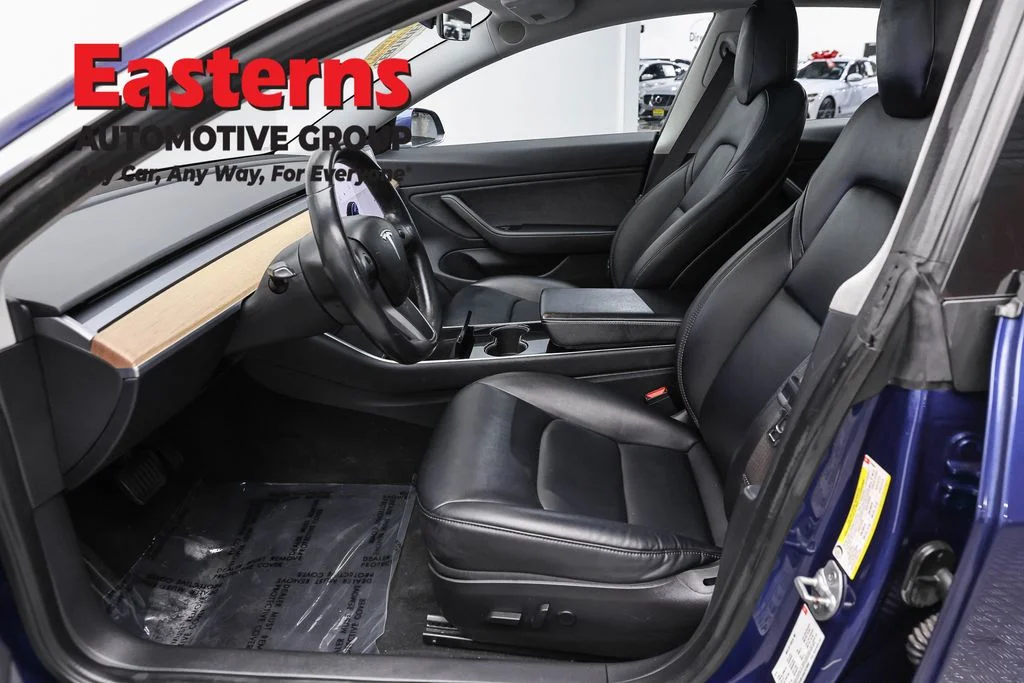Used 2018 Blue Tesla Long Range image 14
