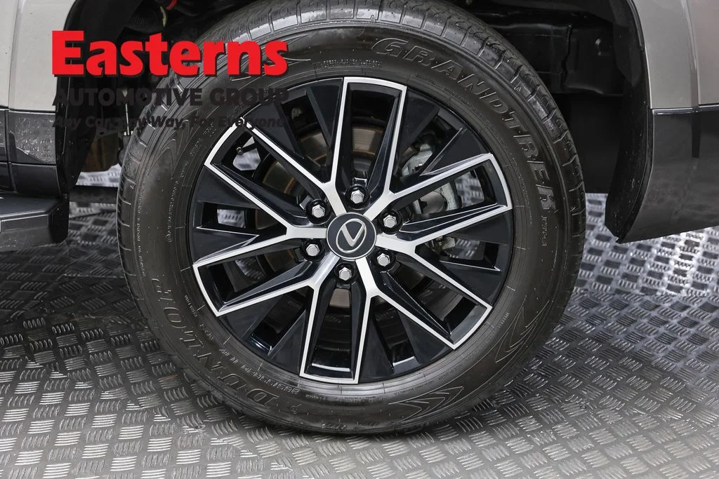Used 2024 Silver Lexus 550 Premium+ image 8