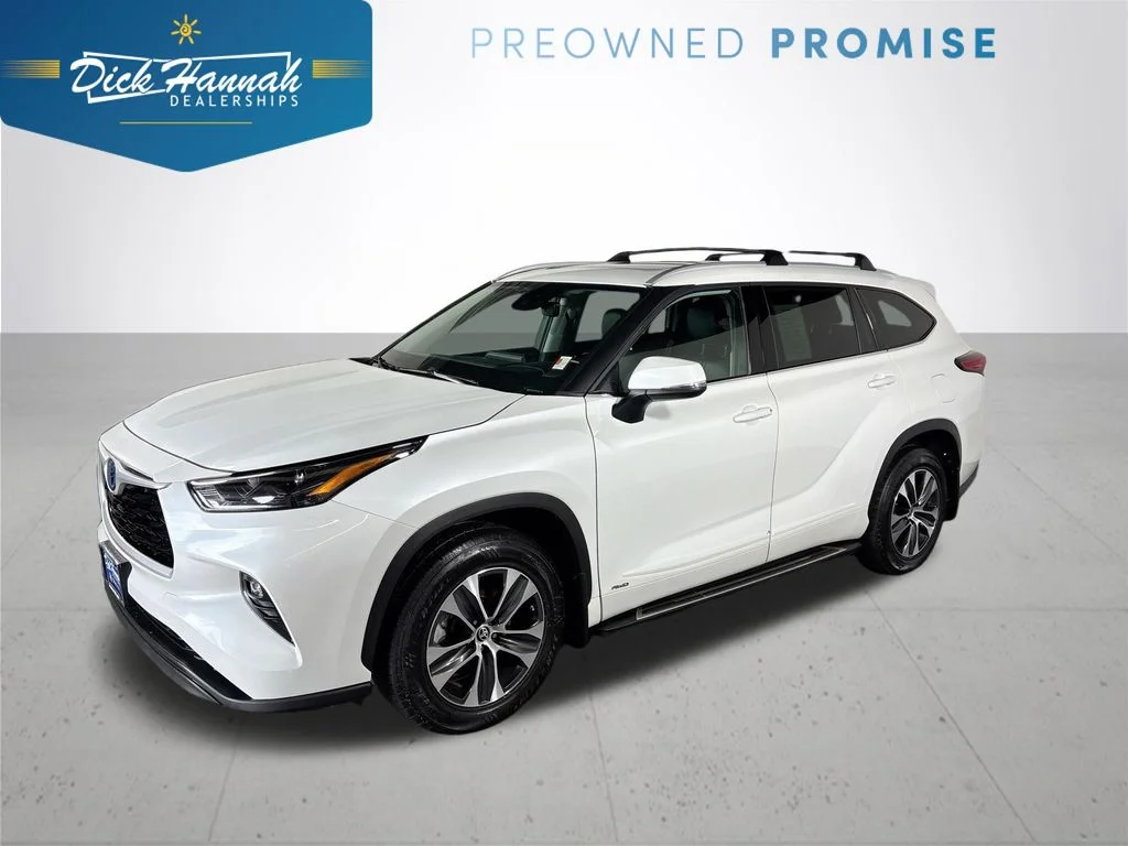 2022 Toyota Highlander XLE Hybrid 4x4's photo