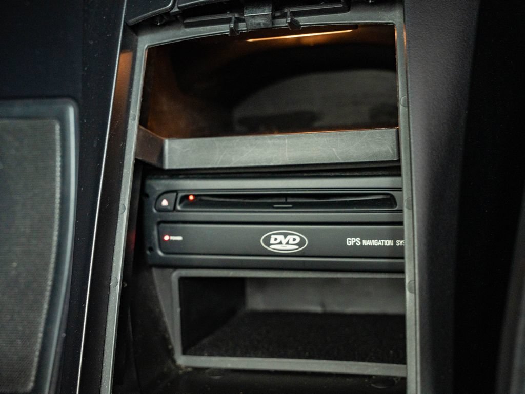 Used 2006 Jet Black BMW 3.0si image 34
