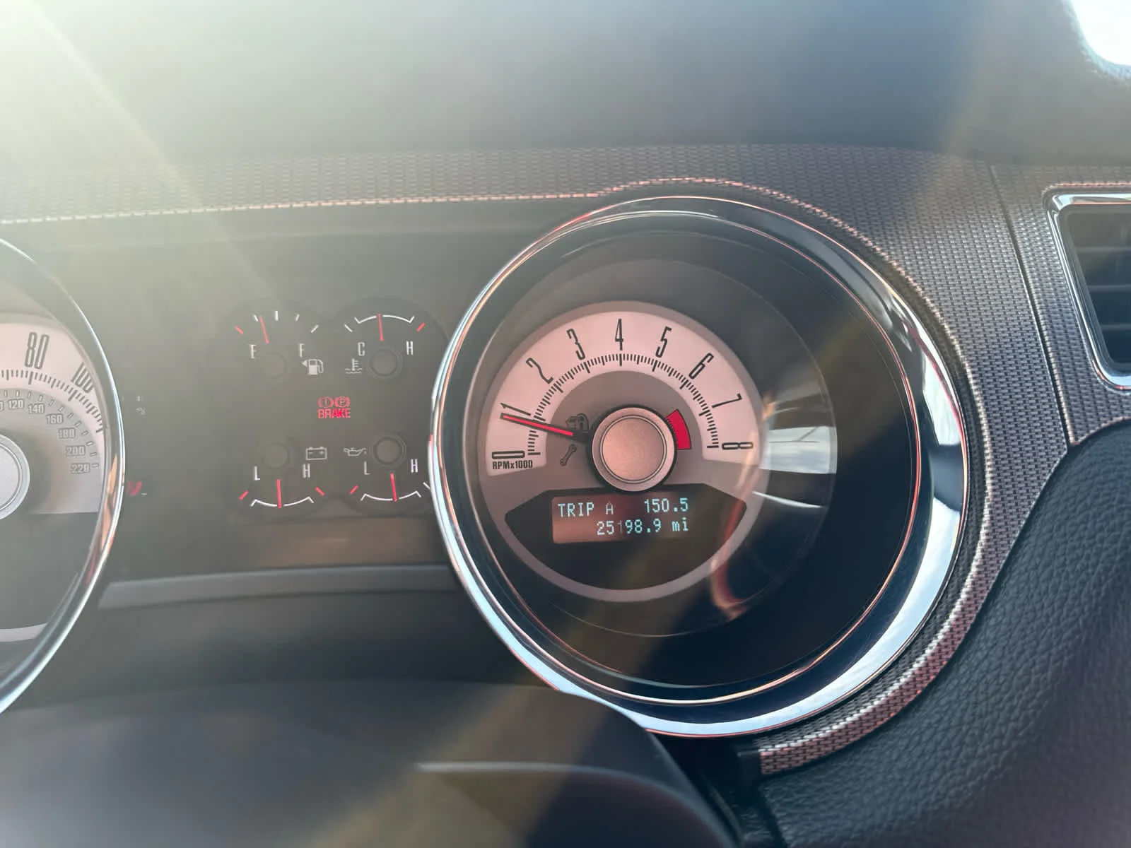 Used 2010 GRAY Ford GT Premium image 11