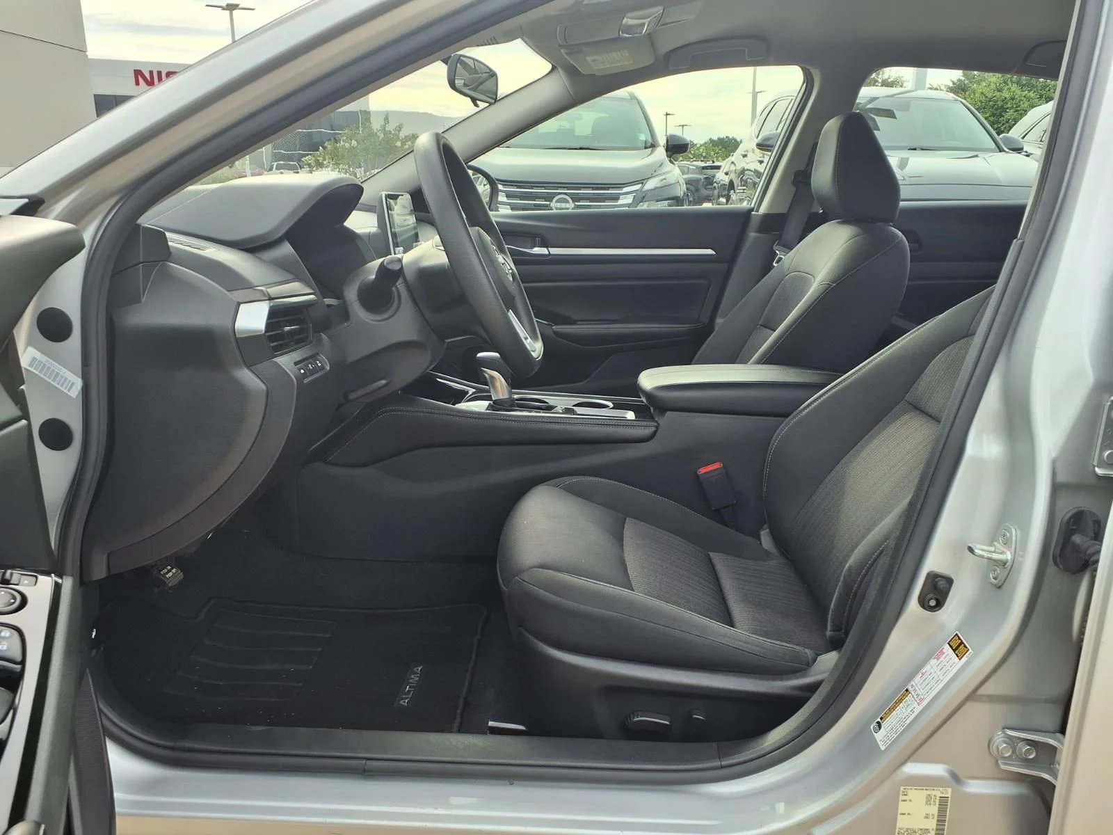Certified Used 2023 Silver Nissan 2.5 SV image 11
