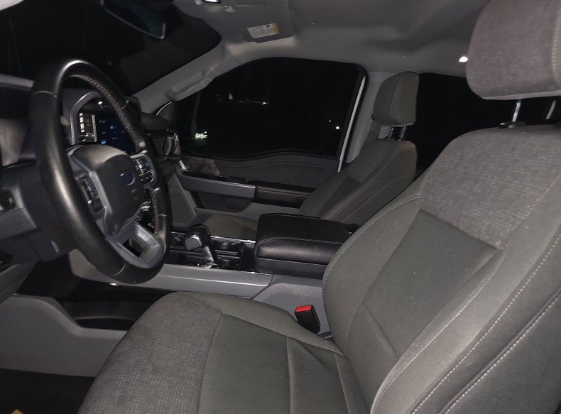 Used 2024 White Ford XLT image 2