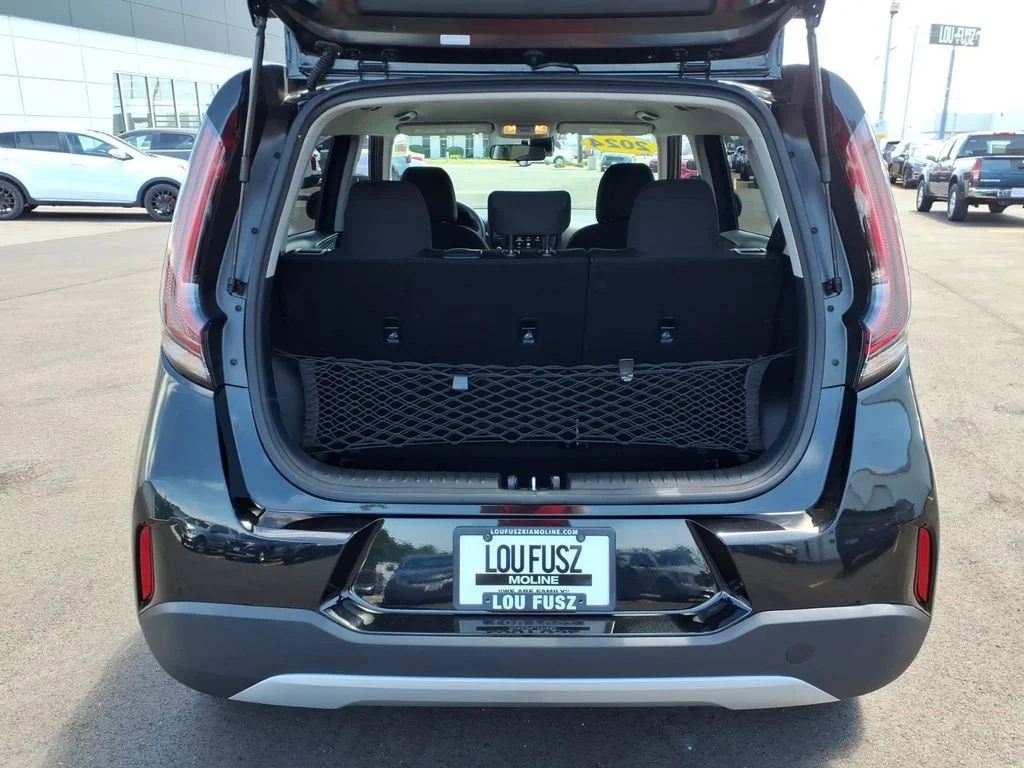 2024 Kia Soul LX - Photo 29