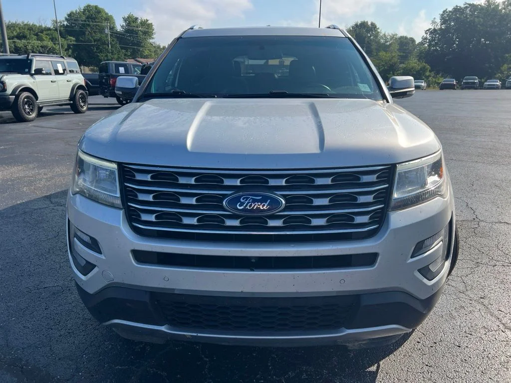 Used 2017 Ingot Silver Ford Limited image 7