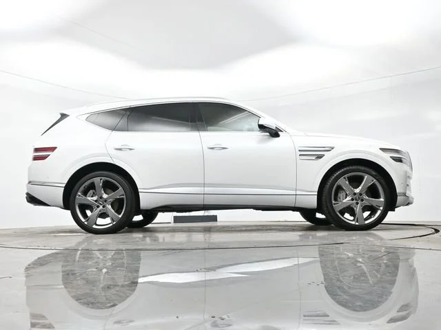 Used 2023 Uyuni White Genesis 4DR AWD 2.5 image 35