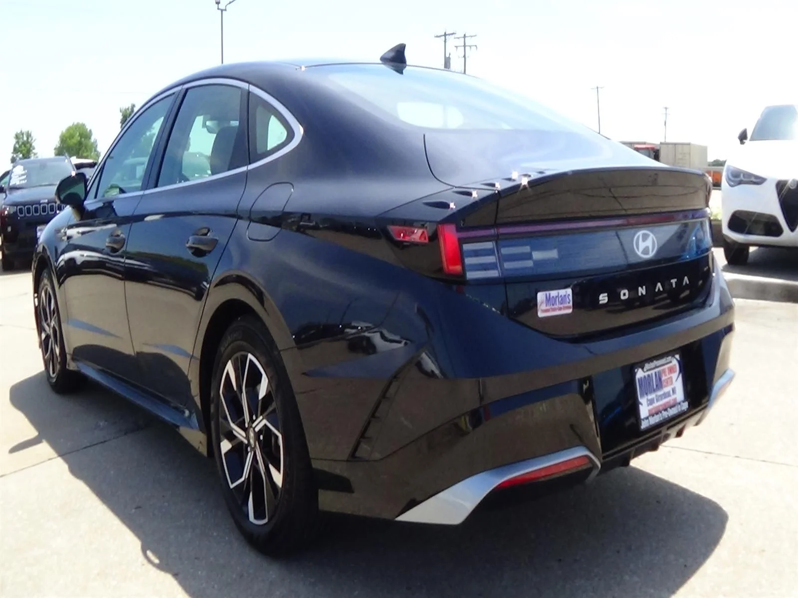 Used 2025 Carbon Blue Pearl (xb9) Hyundai SEL image 8