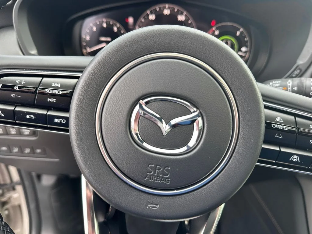 New 2026 Platinum Mazda 3.3 Turbo Premium Plus image 22