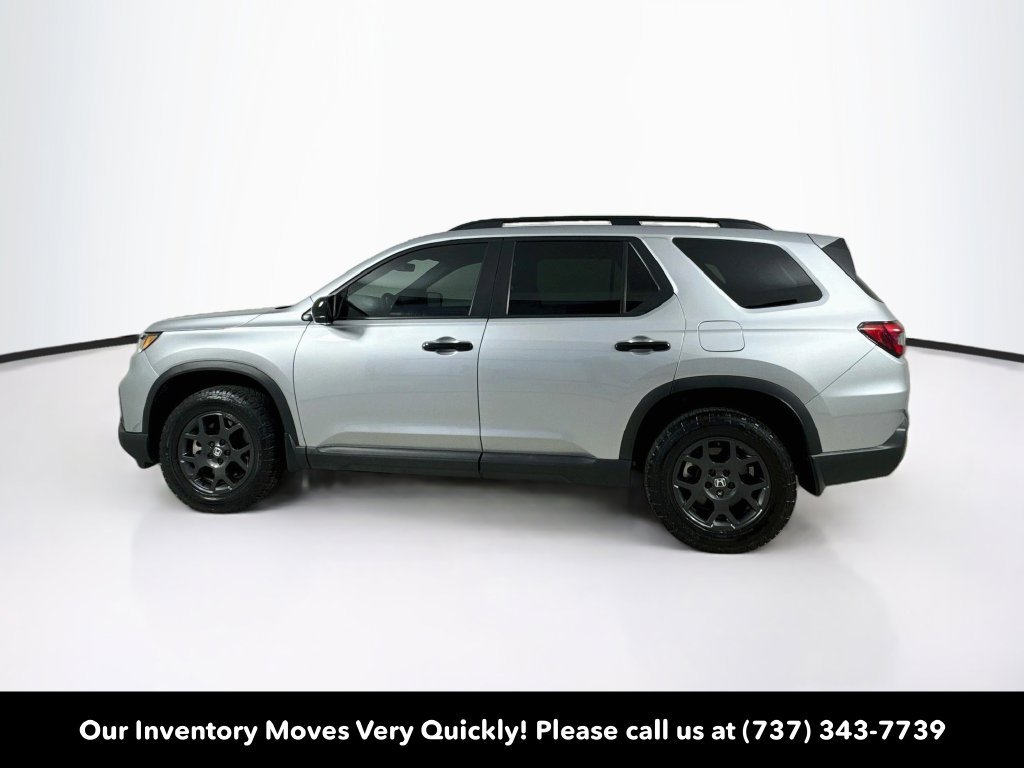 Certified Used 2024 Silver Honda TrailSport image 4
