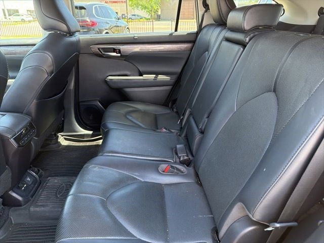Used 2021 Gray Toyota Hybrid Limited image 14