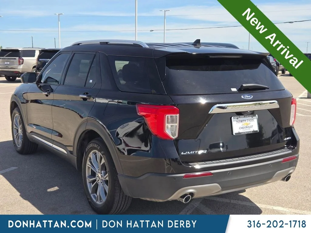 Used 2022 Black Ford Limited image 4