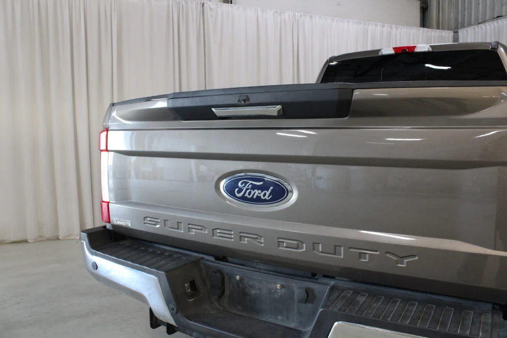 Used 2019 Gray Ford XLT image 30