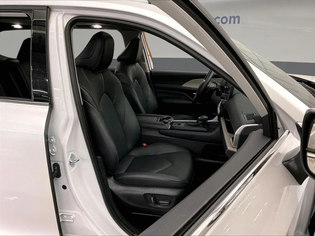 Certified Used 2025 Beige Toyota Platinum image 10