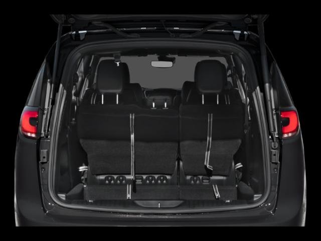 New 2026 Diamond Black Crystal Pearl-Coat Exterior Paint Chrysler Limited image 29