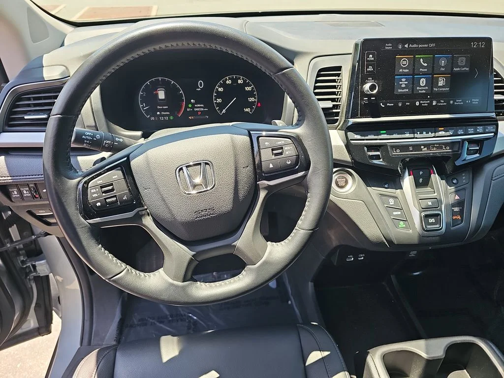 Used 2025  Honda EX-L image 15