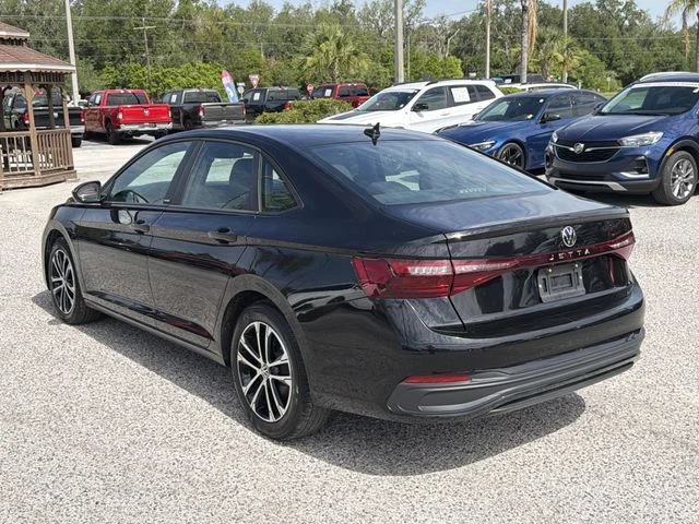 Used 2025 Black Volkswagen 1.5T Sport image 6