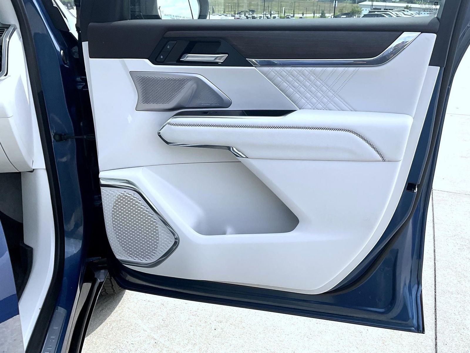 Used 2024 Blue GMC Denali image 16