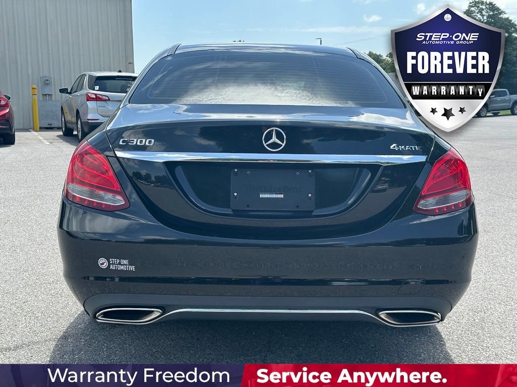 Used 2015  Mercedes-Benz C 300 image 5