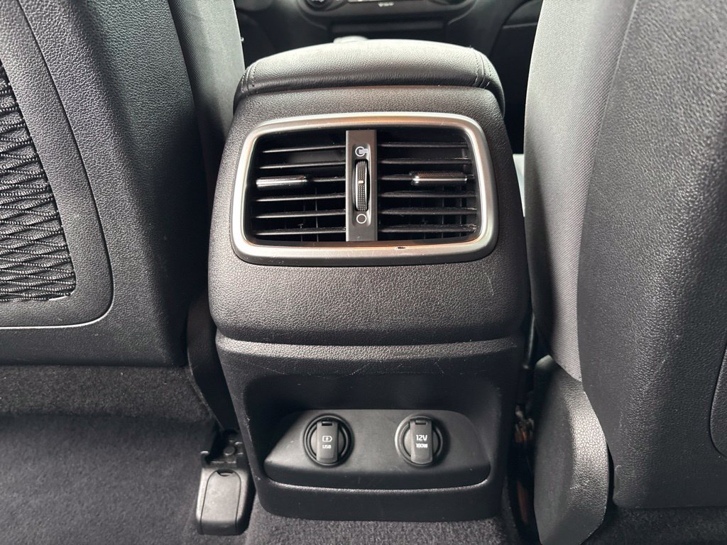 Used 2018 White Kia LX image 30