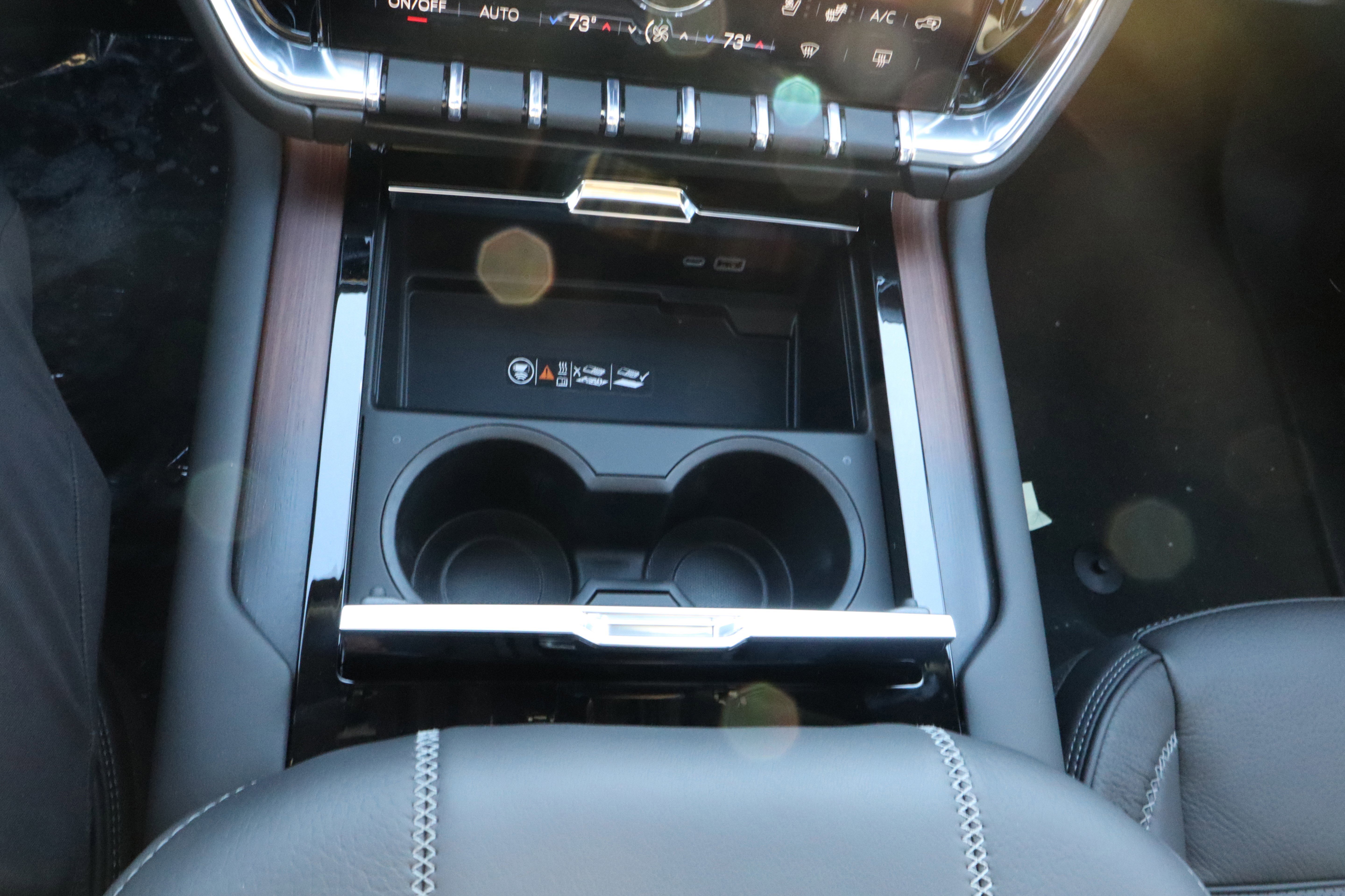 2026 GMC Yukon XL Denali - Photo 15
