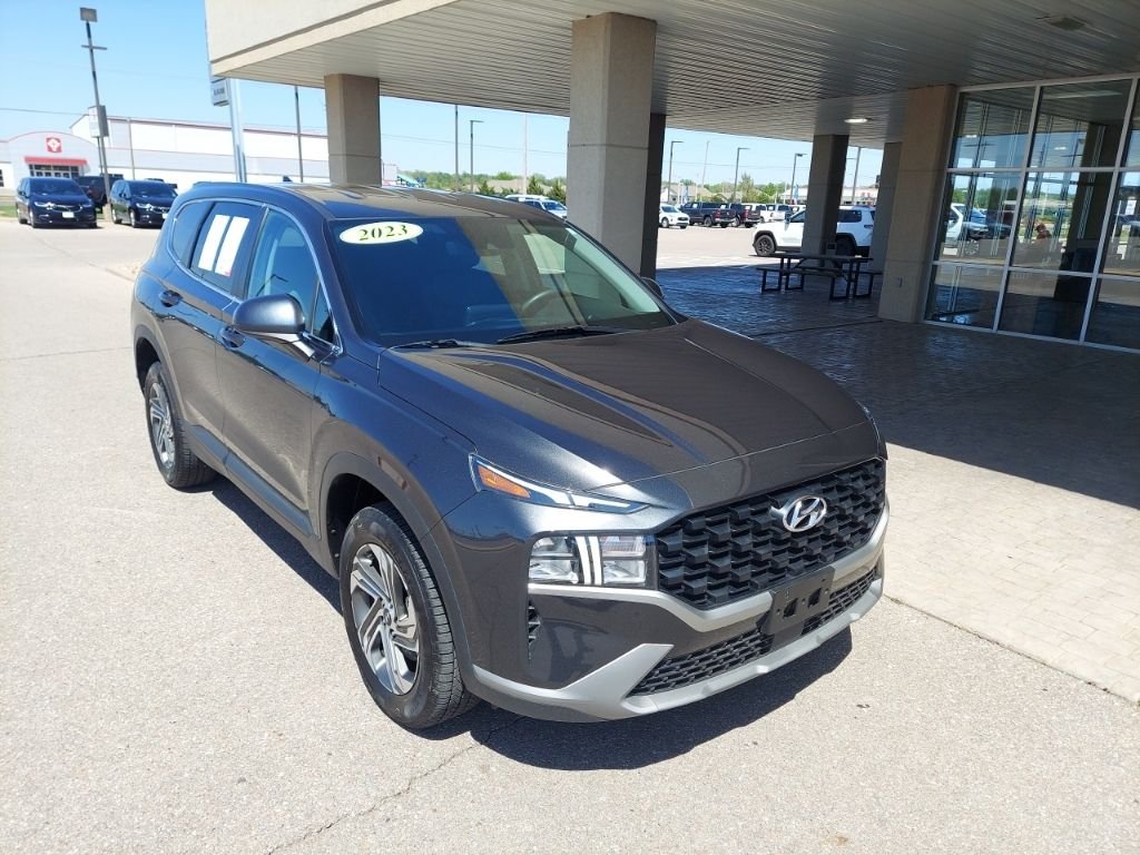 2023 Hyundai Santa Fe SE