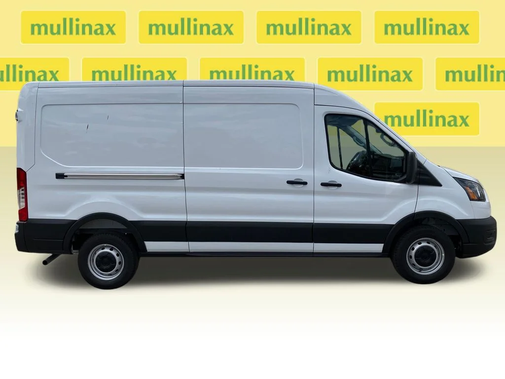 New 2026 White Ford Base image 2