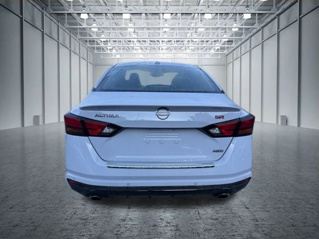 Used 2023 Gray Nissan 2.5 SR image 4