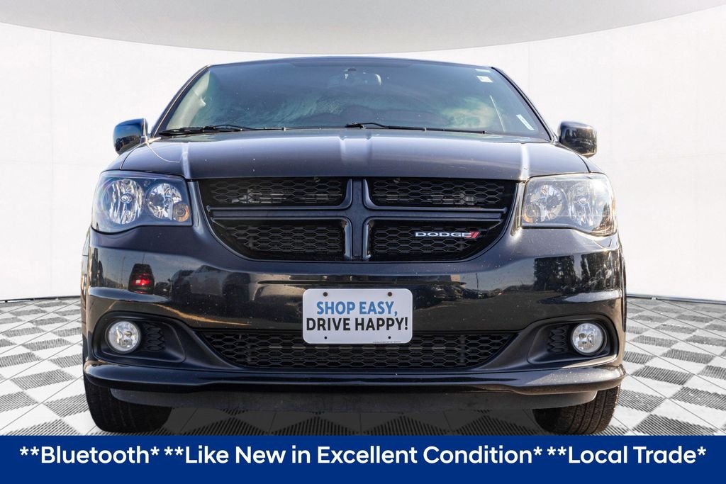 Used 2017 Black Dodge SXT image 5