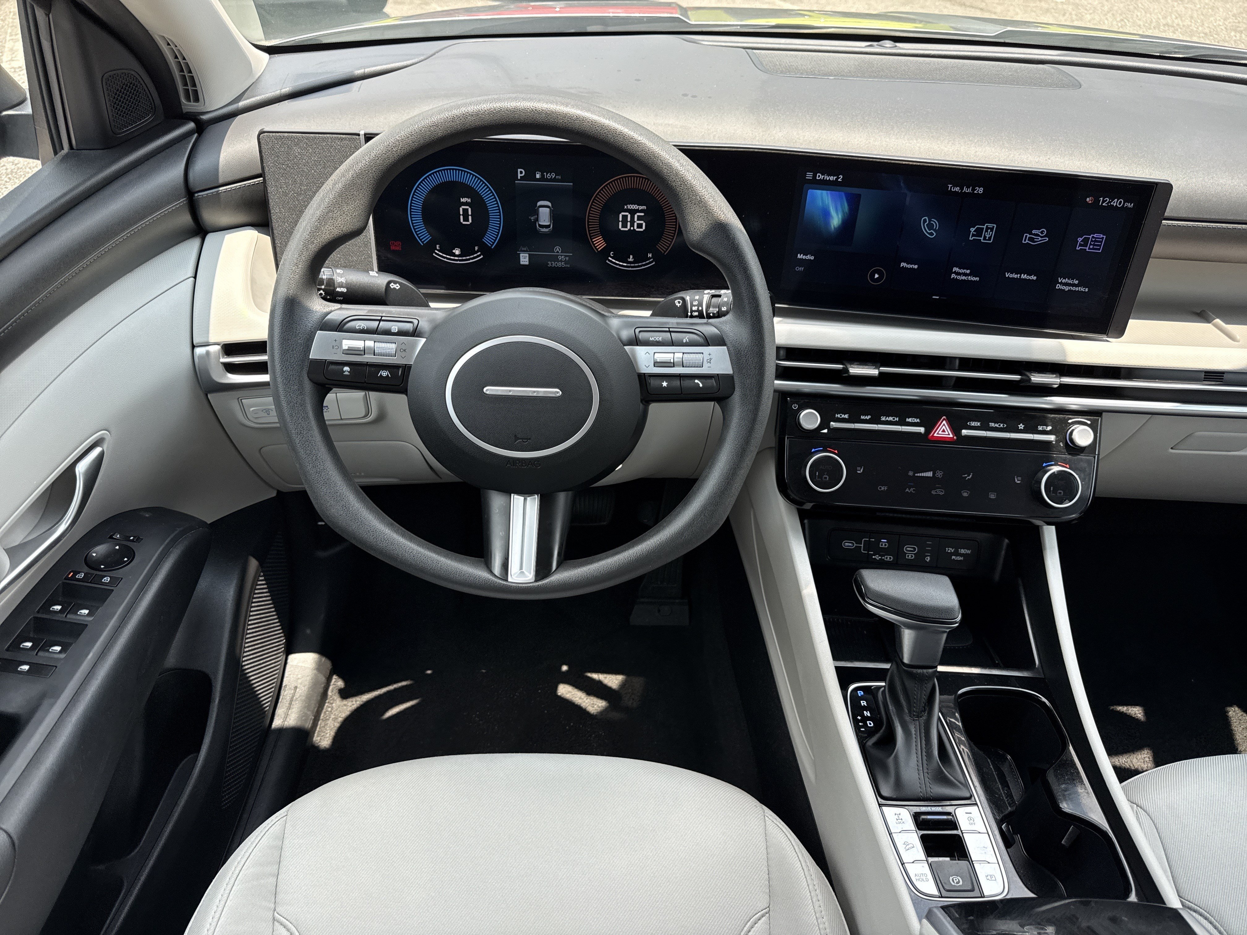 2025 Hyundai Tucson SEL - Photo 15