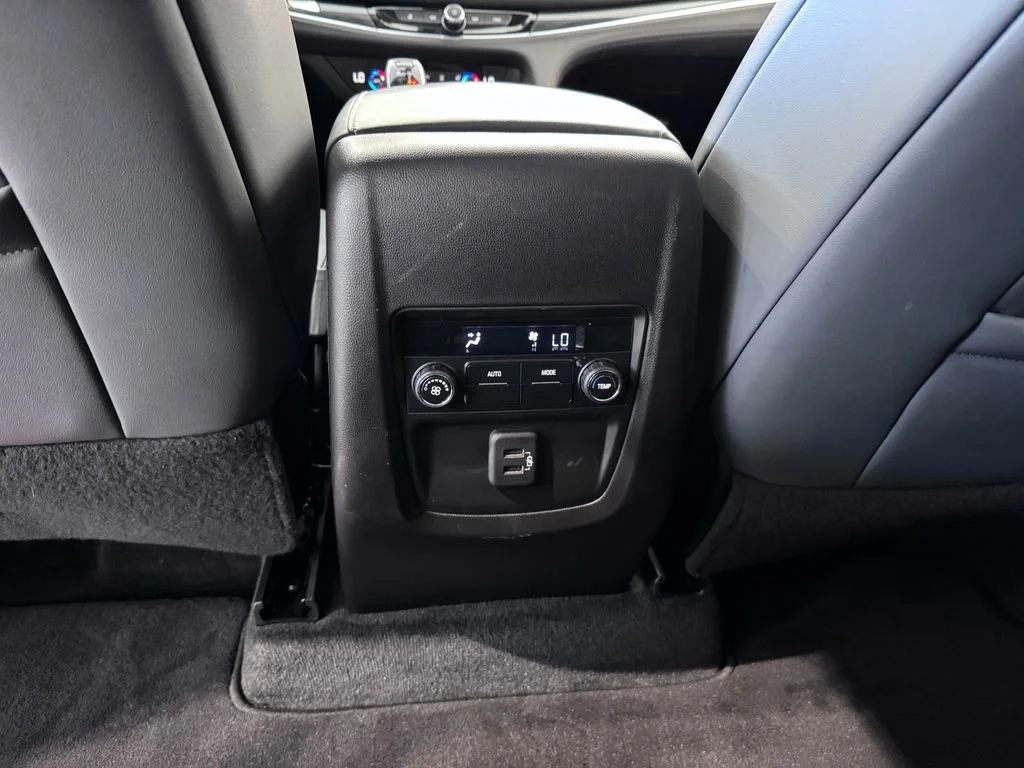2021 Buick Enclave Essence - Photo 28