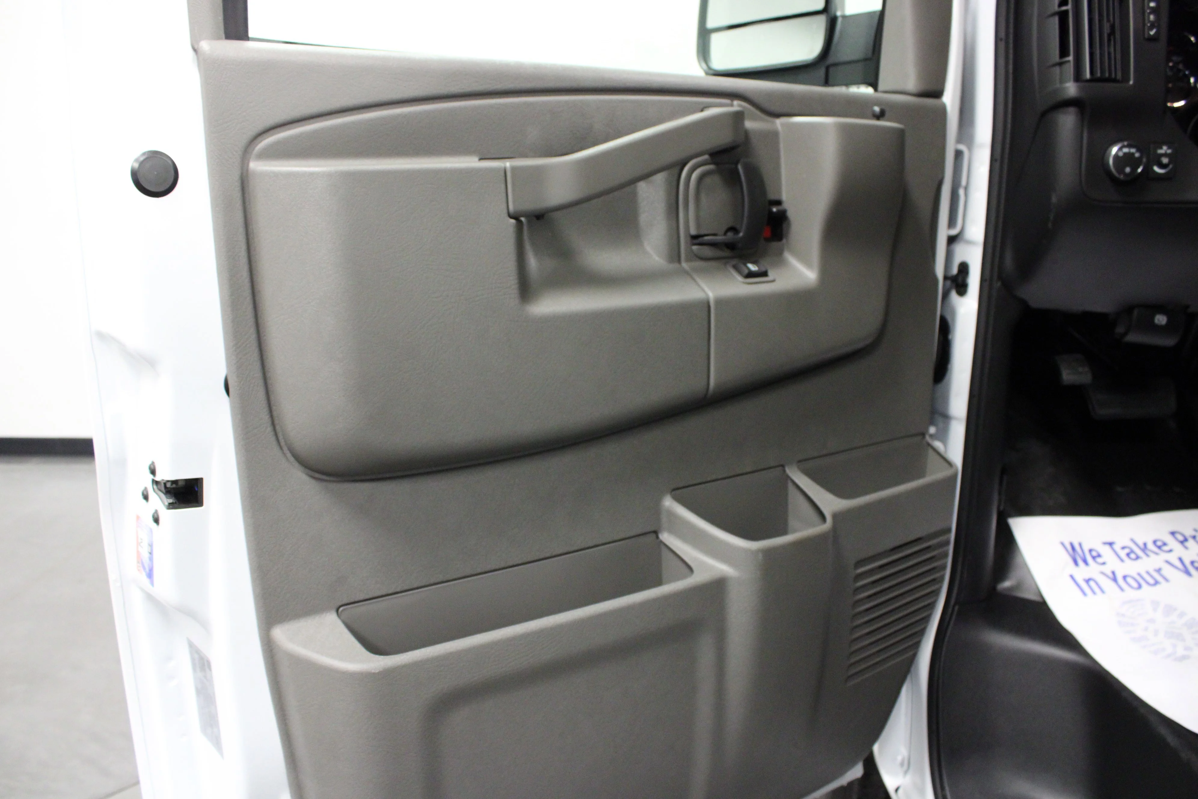 New 2026 Summit White GMC Work Van image 11