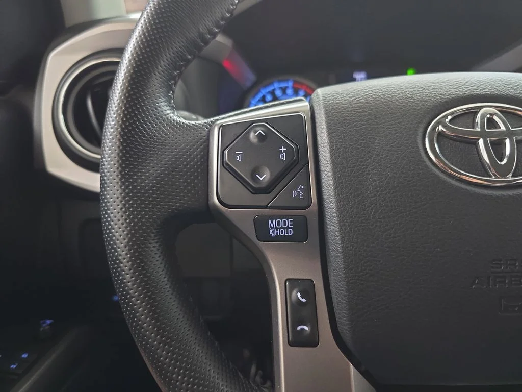 Used 2023 White Toyota SR5 image 19