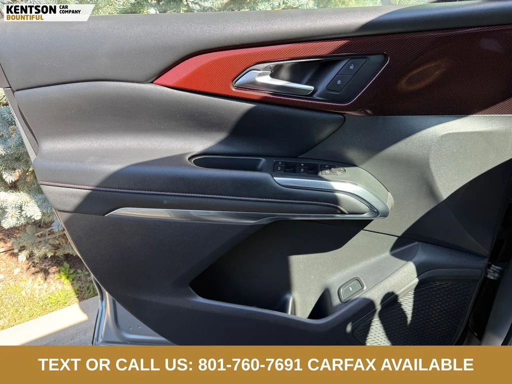Used 2025 Gray Chevrolet Z71 image 19