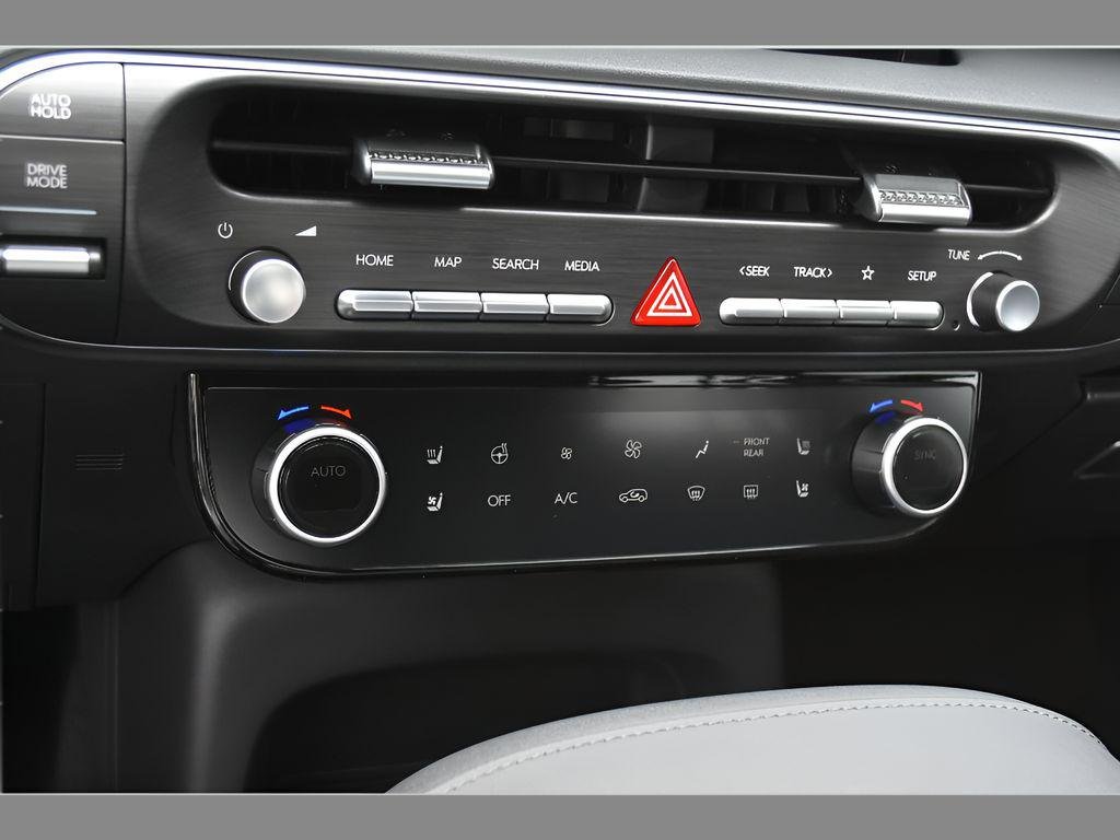 New 2026 Titan Charcoal Pearl Hyundai Limited FWD image 24