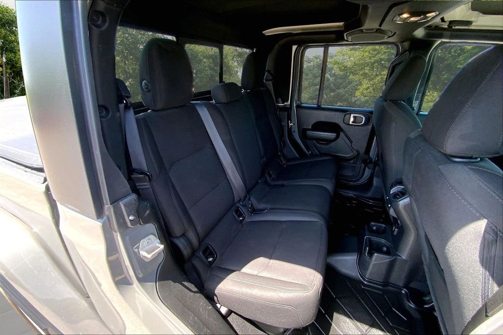 Used 2023 Gray Jeep Sport S image 26
