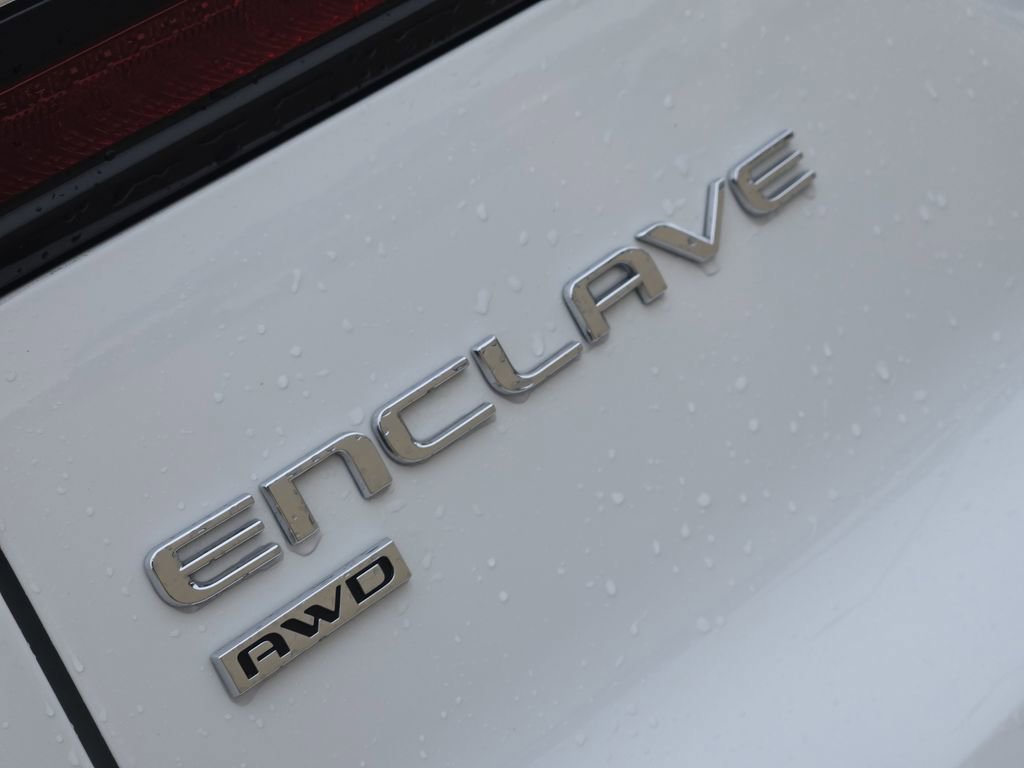 Used 2025 Summit White Buick Preferred image 32