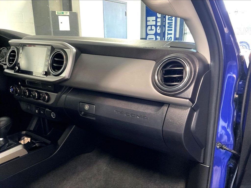 Used 2023 Blue Toyota SR5 image 13