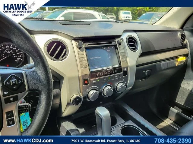 Used 2018  Toyota SR5 image 21