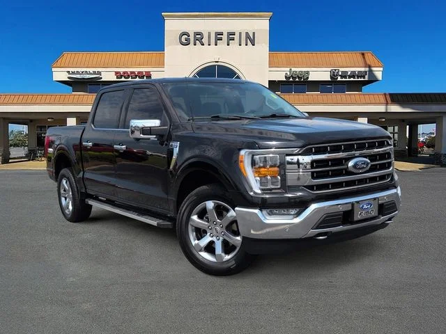Used 2022 Black Ford Lariat image 2