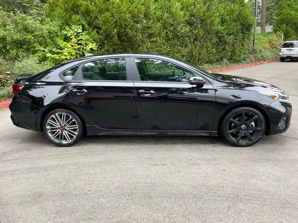 Used 2024 Aurora Black Pearl Kia GT image 3