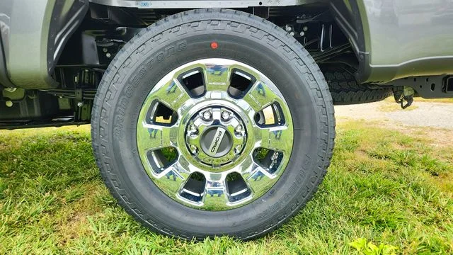 New 2026 Carbonized Gray Metallic Ford F-350® Lariat® image 9