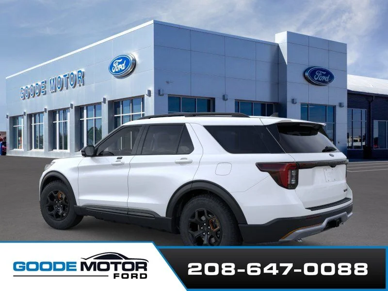 New 2026 Star White Metallic Tri-Coat Ford Tremor® image 4