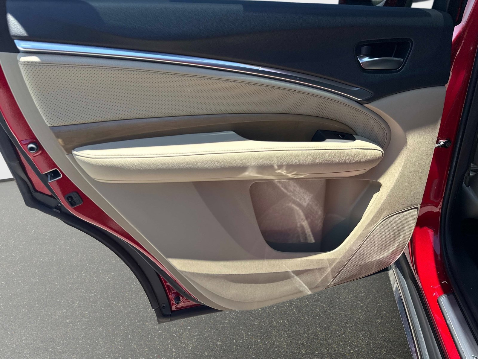 Used 2020 Performance Red Pearl Acura w/Technology Pkg image 11
