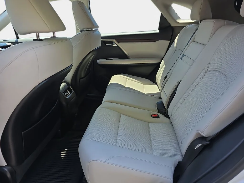 Certified Used 2021 EMINENT WHITE PEARL Lexus 450h image 14