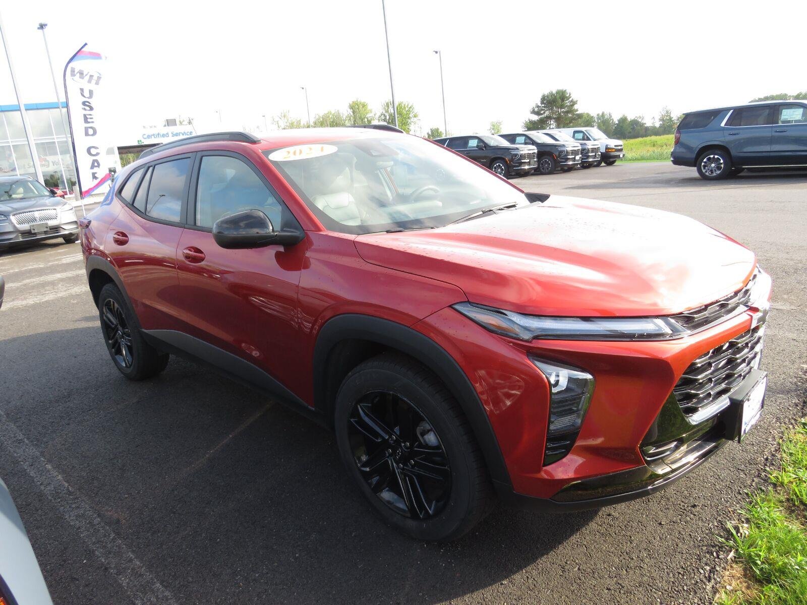 Used 2024 Cayenne Orange Metallic Chevrolet ACTIV image 20