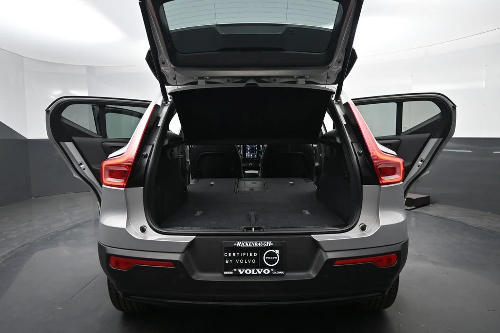 Certified Used 2023 Silver Dawn Volvo Ultimate image 19